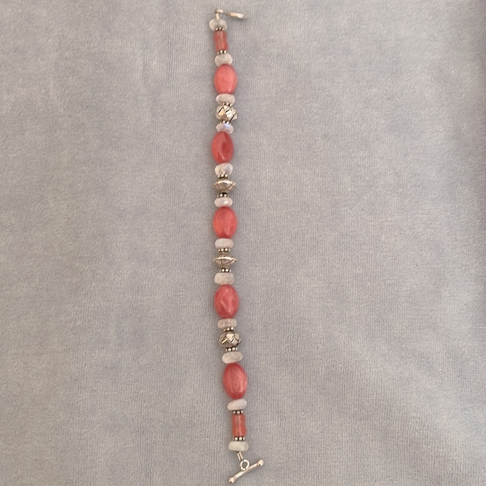 Cherry quartz, moon stone and Thai Silver bracelet - Picture 3 of 3